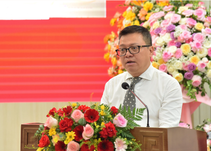 Ra mắt sách "Tinh hoa cách mạng Việt Nam" của nhà báo lão thành Hà Đăng - Ảnh 2.