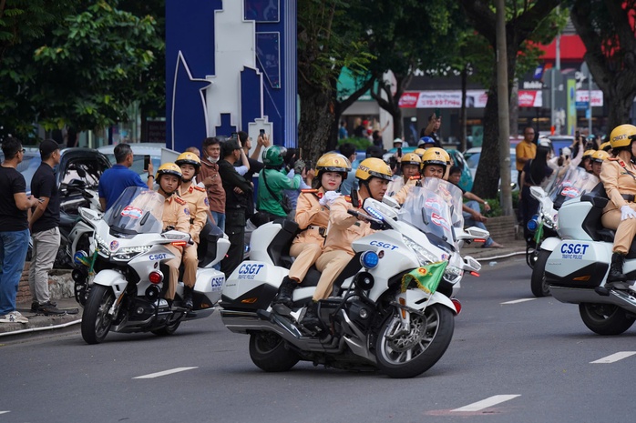 Lịch biểu diễn chương trình đặc sắc ngành công an tại Phố Đi bộ Nguyễn Huệ, TP HCM - Ảnh 2.