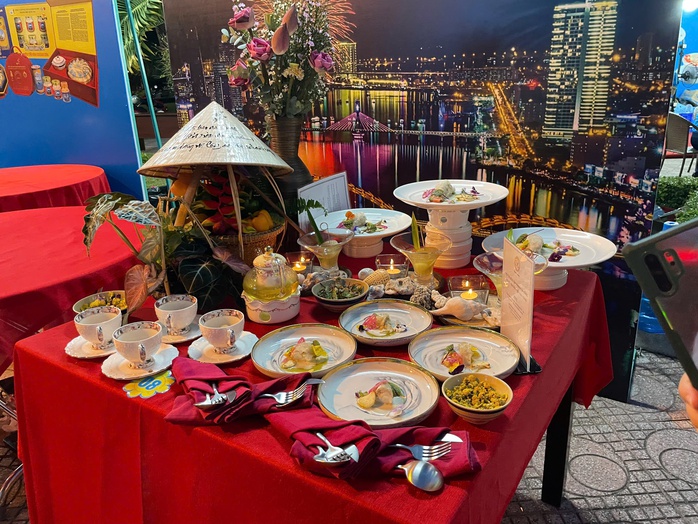 Độc đáo ẩm thực Yến sào Khánh Hòa- Ảnh 1. Độc đáo ẩm thực Yến sào Khánh Hòa- Ảnh 1.