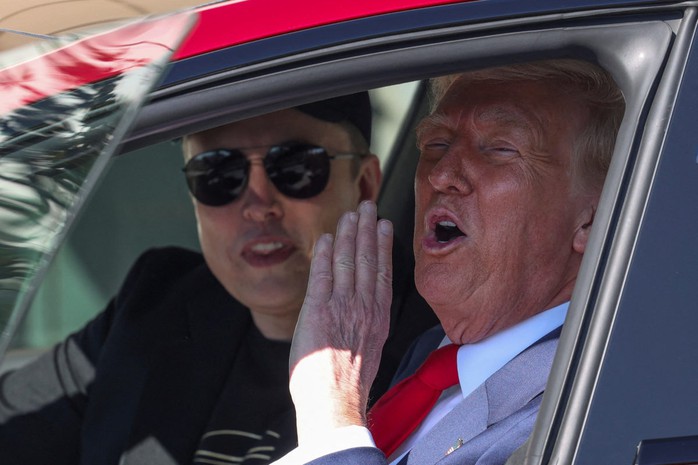 Vì sao “tình bạn” giữa Tổng thống Donald Trump và tỉ phú Elon Musk "bùng nổ"?- Ảnh 1. Vì sao “tình bạn” giữa Tổng thống Donald Trump và tỉ phú Elon Musk "bùng nổ"?- Ảnh 1.