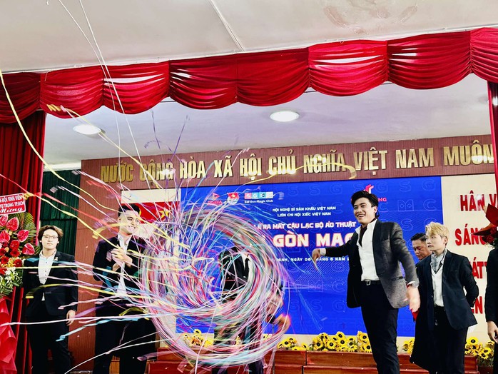Câu lạc bộ Ảo thuật Sài Gòn Magic chính thức ra mắt tại TP HCM   - Ảnh 3.