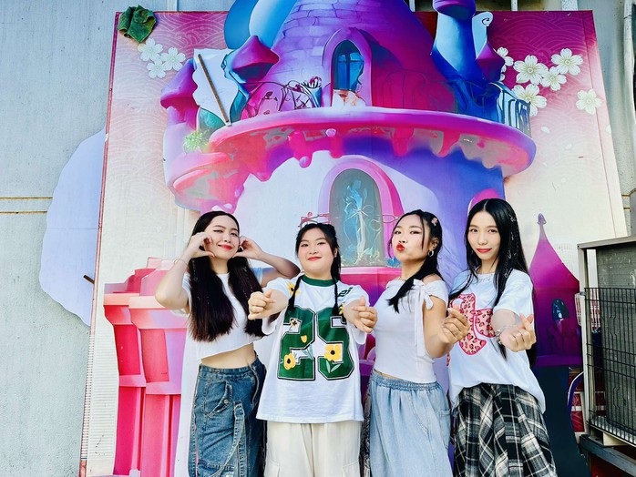 HTV Phát sóng "Đồng hành Giải Chuông vàng vọng cổ" lần thứ 20- Ảnh 2. HTV Phát sóng "Đồng hành Giải Chuông vàng vọng cổ" lần thứ 20- Ảnh 2.