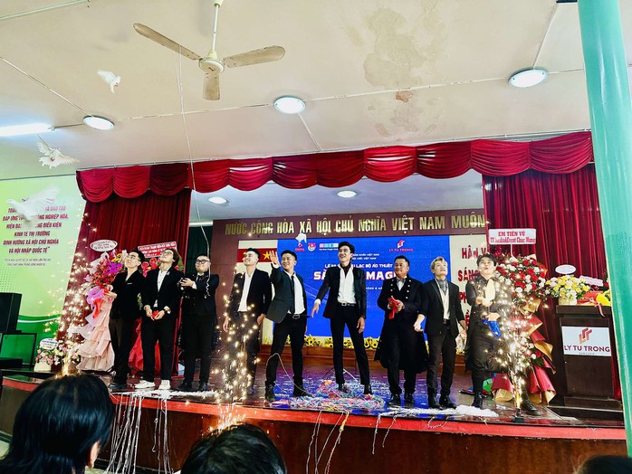 Câu lạc bộ Ảo thuật Sài Gòn Magic chính thức ra mắt tại TP HCM   - Ảnh 4.
