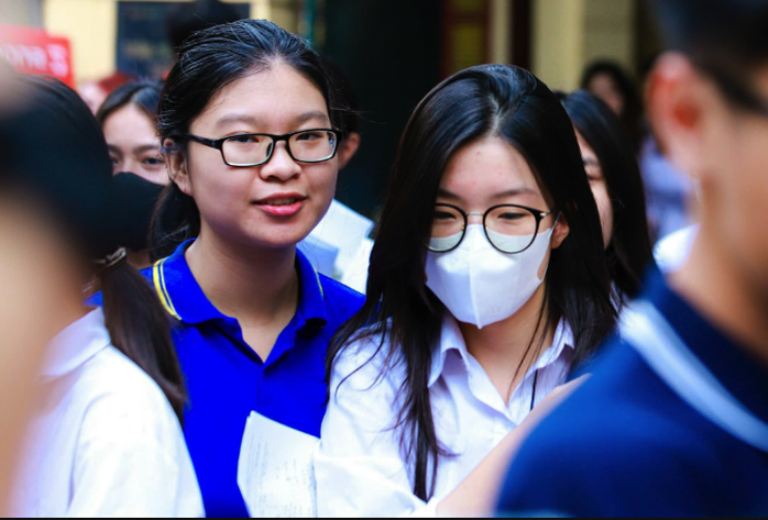 Bộ GD-ĐT "tuýt còi" việc các trường bỏ xét tuyển khối C- Ảnh 1. Bộ GD-ĐT "tuýt còi" việc các trường bỏ xét tuyển khối C- Ảnh 1.