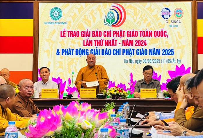 Trao giải cho 36 tác phẩm báo chí xuất sắc về Phật giáo- Ảnh 1.