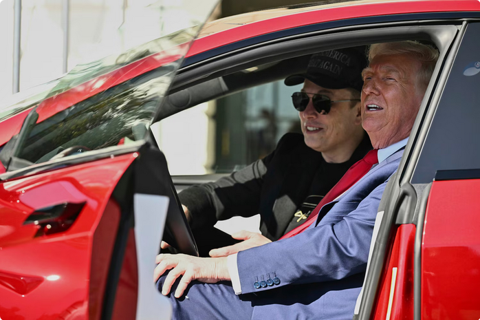 Nga gợi ý về khả năng "tị nạn chính trị" cho tỉ phú Elon Musk - Ảnh 1. Nga gợi ý về khả năng "tị nạn chính trị" cho tỉ phú Elon Musk - Ảnh 1.
