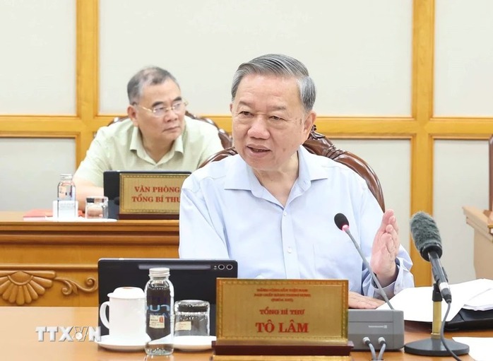 Tổng Bí thư Tô Lâm: Bố trí, sắp xếp cán bộ đúng nguyên tắc, không để phát sinh phức tạp nội bộ- Ảnh 2. Tổng Bí thư Tô Lâm: Bố trí, sắp xếp cán bộ đúng nguyên tắc, không để phát sinh phức tạp nội bộ- Ảnh 2.