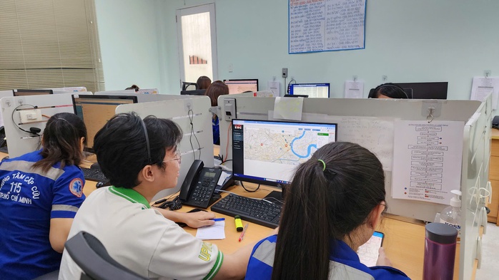 Cấp cứu thần tốc thai phụ người Đài Loan nguy kịch giữa công viên ở TP HCM - Ảnh 1.