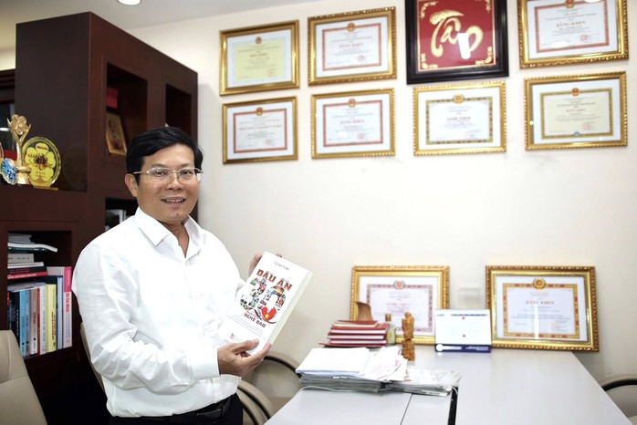 Sáng 8-6, ra mắt sách "DẤU ẤN 30 NĂM NGHỀ BÁO" của nhà báo Tô Đình Tuân- Ảnh 3. Sáng 8-6, ra mắt sách "DẤU ẤN 30 NĂM NGHỀ BÁO" của nhà báo Tô Đình Tuân- Ảnh 3.