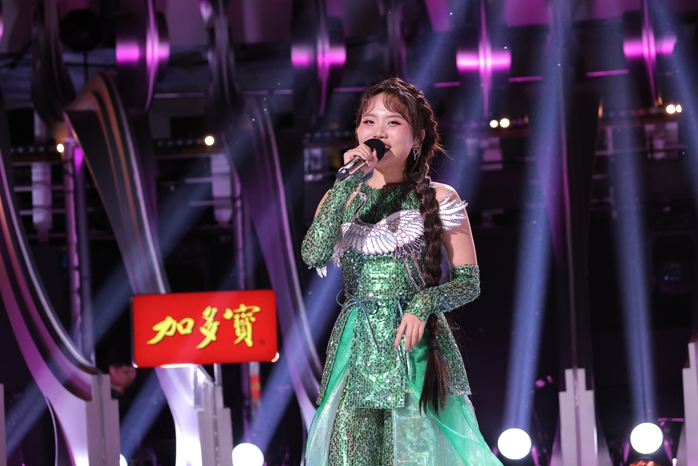 Phương Mỹ Chi gây "xôn xao" ở đấu trường quốc tế
- Ảnh 1. Phương Mỹ Chi gây "xôn xao" ở đấu trường quốc tế
- Ảnh 1.