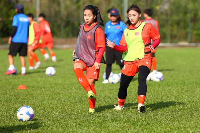 U19 nữ Việt Nam đặt mục tiêu vô địch Đông Nam Á- Ảnh 1. U19 nữ Việt Nam đặt mục tiêu vô địch Đông Nam Á- Ảnh 1.
