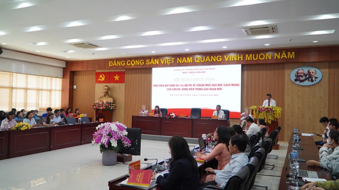 Quy định 144: Khuôn thước để tự soi, tự sửa- Ảnh 1. Quy định 144: Khuôn thước để tự soi, tự sửa- Ảnh 1.