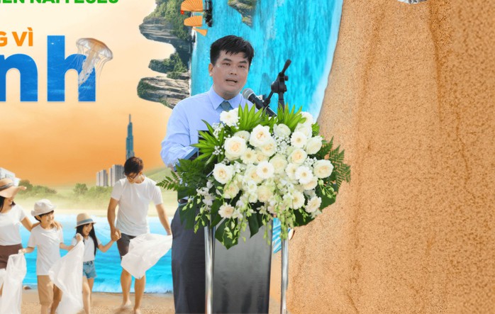 Gần 10.000 người Vingroup và tình nguyện viên ra quân làm sạch bờ biển tại 28 tỉnh, thành phố- Ảnh 2. Gần 10.000 người Vingroup và tình nguyện viên ra quân làm sạch bờ biển tại 28 tỉnh, thành phố- Ảnh 2.