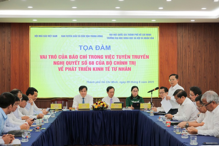 Báo chí góp phần quan trọng lan tỏa tinh thần của Nghị quyết 68 về kinh tế tư nhân- Ảnh 2. Báo chí góp phần quan trọng lan tỏa tinh thần của Nghị quyết 68 về kinh tế tư nhân- Ảnh 2.