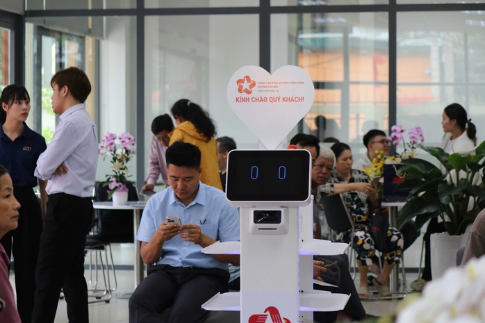 Những hình ảnh tại nhiều phường mới ở TP HCM trong ngày đầu tiên làm việc- Ảnh 13. Những hình ảnh tại nhiều phường mới ở TP HCM trong ngày đầu tiên làm việc- Ảnh 13.