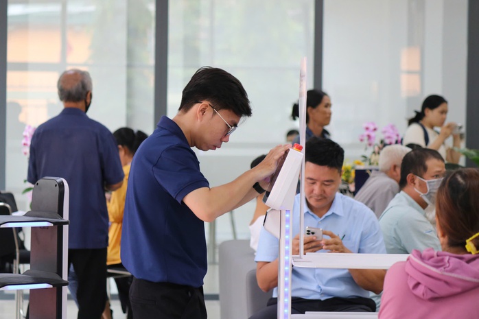 Những hình ảnh tại nhiều phường mới ở TP HCM trong ngày đầu tiên làm việc- Ảnh 12. Những hình ảnh tại nhiều phường mới ở TP HCM trong ngày đầu tiên làm việc- Ảnh 12.