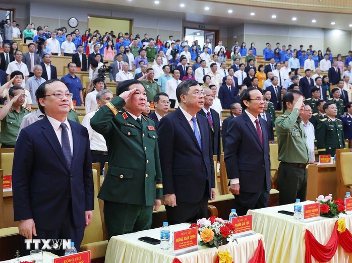 Tổng Bí thư Tô Lâm: Tiếp tục khơi dậy tinh thần Nguyễn Văn Linh - tinh thần đổi mới, quyết đoán- Ảnh 4. Tổng Bí thư Tô Lâm: Tiếp tục khơi dậy tinh thần Nguyễn Văn Linh - tinh thần đổi mới, quyết đoán- Ảnh 4.