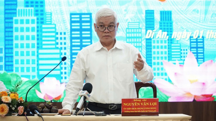 Làm việc với phường đông dân nhất, Chủ tịch UBND TP HCM nêu rõ 4 nhiệm vụ quan trọng - Ảnh 2. Làm việc với phường đông dân nhất, Chủ tịch UBND TP HCM nêu rõ 4 nhiệm vụ quan trọng - Ảnh 2.