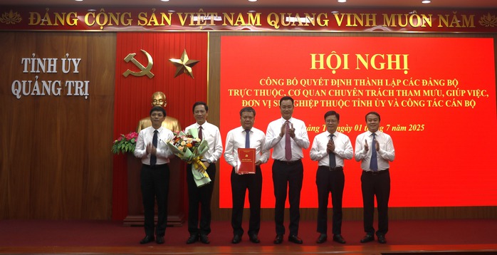 Bổ nhiệm hàng loạt lãnh đạo chủ chốt Tỉnh ủy Quảng Trị (mới)- Ảnh 2.