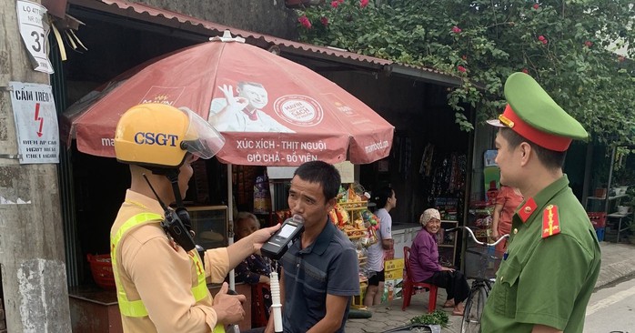 Chủ tịch xã, Trưởng Công an xã có thẩm quyền xử phạt hành chính thế nào?- Ảnh 1.