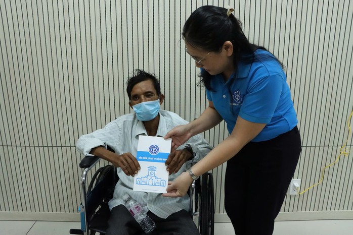 Duy trì chính sách hỗ trợ về BHXH, BHYT sau sáp nhập các tỉnh vào TP HCM - Ảnh 1.