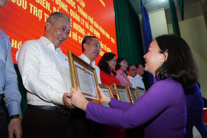15 năm, Quỹ
