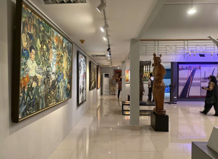 Tự hào với triển lãm "Học tập và làm theo tư tưởng, đạo đức, phong cách Hồ Chi Minh" - Ảnh 4.