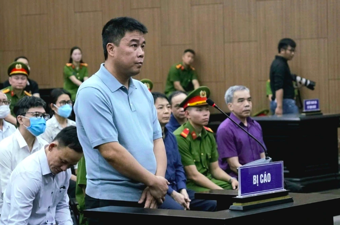 Cựu bí thư Vĩnh Phúc Hoàng Thị Thúy Lan lĩnh 14 năm tù, Nguyễn Văn Hậu 30 năm tù- Ảnh 2. Cựu bí thư Vĩnh Phúc Hoàng Thị Thúy Lan lĩnh 14 năm tù, Nguyễn Văn Hậu 30 năm tù- Ảnh 2.