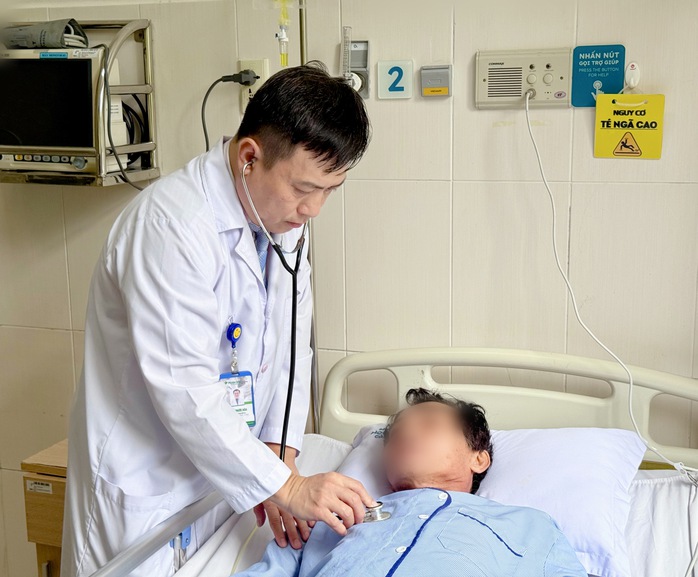 Làm giảm thân nhiệt cơ thể xuống 18-20°C để cứu sống 1 người quê Vĩnh Long- Ảnh 1.