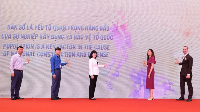 Chính sách dân số mới: Sinh con sẽ được hỗ trợ tiền?- Ảnh 1.