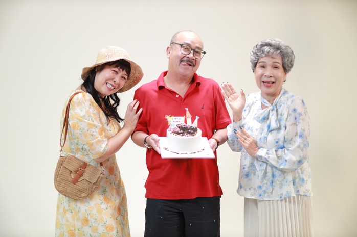 NSND Hồng Vân, Hoàng Sơn, NSND Kim Xuân, Uyển Ân.. cùng "chiến" trong "Nhà mình thôi đi!" - Ảnh 1.