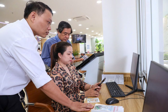 Công chức AI phục vụ công dân - Ảnh 1. Công chức AI phục vụ công dân - Ảnh 1.
