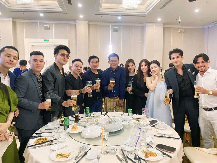Kha Ly, Tú Vi… tụ hội đám cưới An "Đất Phương Nam" - Ảnh 5.