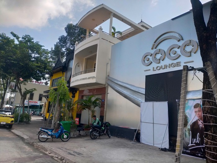 Công an TP HCM triệt phá băng nhóm Buôn bán khí cười , tạm giữ 31 đối tượng - Ảnh 1. Công an TP HCM triệt phá băng nhóm Buôn bán khí cười , tạm giữ 31 đối tượng - Ảnh 1.
