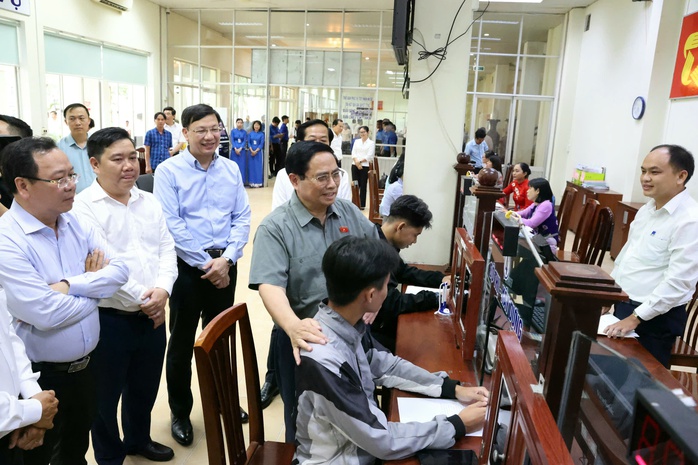 Thủ tướng Phạm Minh Chính: Dành 7.000 tỉ đồng xây trường nội trú cho học sinh- Ảnh 4. Thủ tướng Phạm Minh Chính: Dành 7.000 tỉ đồng xây trường nội trú cho học sinh- Ảnh 4.