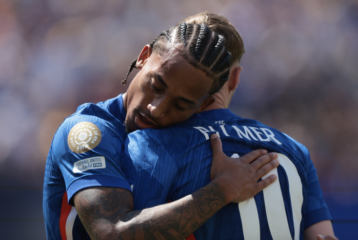 L'Equipe vinh danh Cole Palmer, PSG nhận mưa chỉ trích - Ảnh 4.