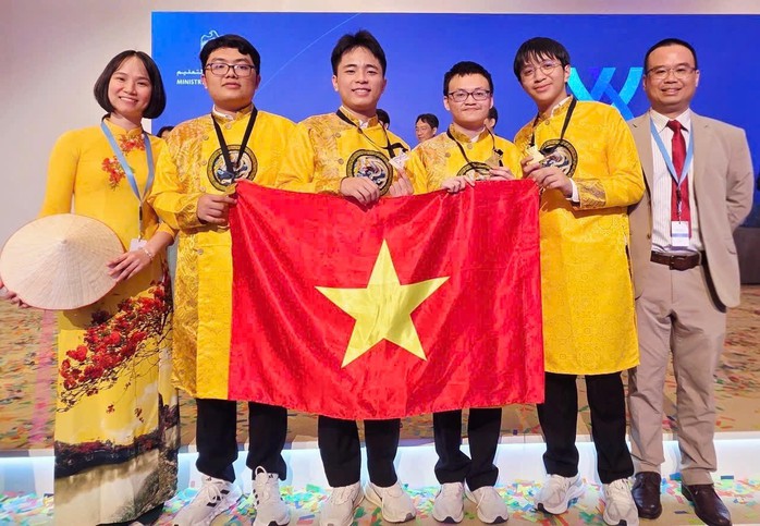 Học sinh trường THPT Chuyên Bắc Ninh lọt top 10 Olympic Hóa học Quốc tế- Ảnh 1. Học sinh trường THPT Chuyên Bắc Ninh lọt top 10 Olympic Hóa học Quốc tế- Ảnh 1.