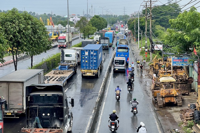 Hai tai nạn liên tiếp vừa xảy ra trên đường Đỗ Mười, người dân cần lưu ý- Ảnh 6.
