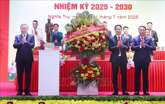 - Ảnh 1. - Ảnh 1.