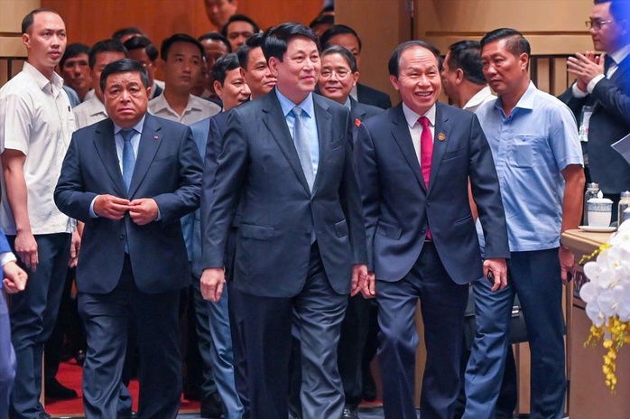 Tạo dựng môi trường đầu tư ổn định và minh bạch tại Hải Phòng - Ảnh 1. Tạo dựng môi trường đầu tư ổn định và minh bạch tại Hải Phòng - Ảnh 1.