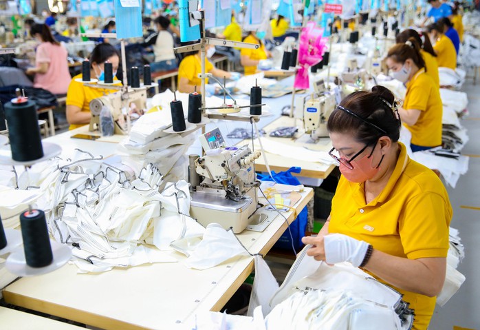 Tăng lương tối thiểu 7,2%, người lao động mong thêm điều này- Ảnh 5. Tăng lương tối thiểu 7,2%, người lao động mong thêm điều này- Ảnh 5.