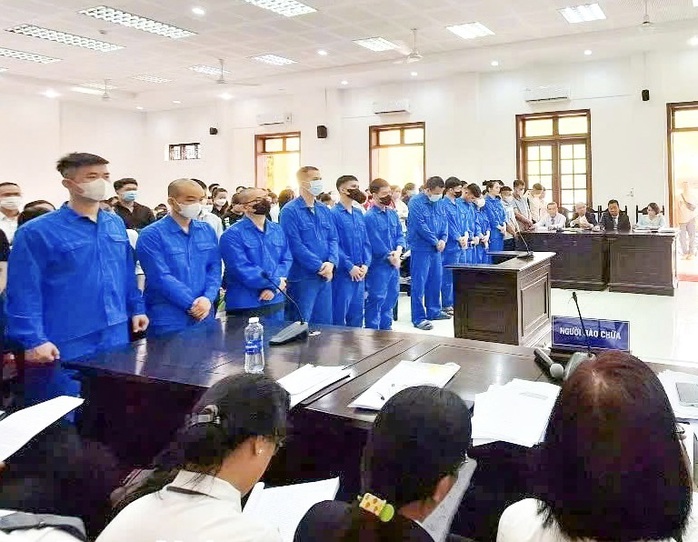 Xét xử 87 bị cáo Công ty Lộc Phúc lừa đảo hàng trăm tỉ đồng- Ảnh 1. Xét xử 87 bị cáo Công ty Lộc Phúc lừa đảo hàng trăm tỉ đồng- Ảnh 1.