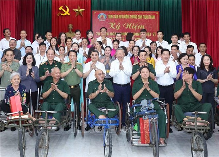 Tổng Bí thư Tô Lâm: Công tác “Đền ơn đáp nghĩa”, “Uống nước nhớ nguồn” là mệnh lệnh từ trái tim- Ảnh 3. Tổng Bí thư Tô Lâm: Công tác “Đền ơn đáp nghĩa”, “Uống nước nhớ nguồn” là mệnh lệnh từ trái tim- Ảnh 3.