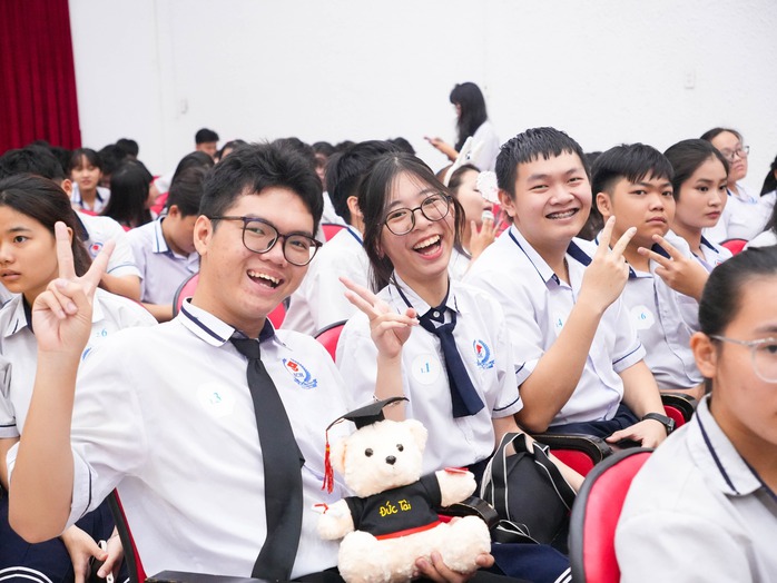 Một trường cao đẳng ở TP HCM có tỉ lệ tốt nghiệp THPT đạt 100%, "giữ chuỗi" 8 năm liên tiếp - Ảnh 1.