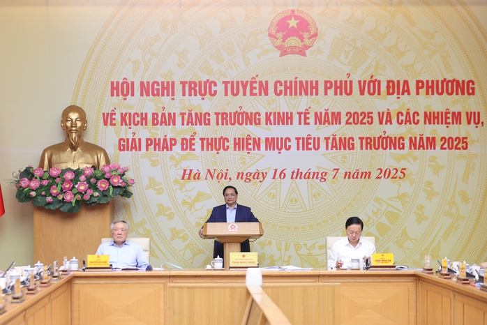 Thủ tướng: Phấn đấu tăng trưởng GDP năm 2025 từ 8,3 - 8,5%- Ảnh 1. Thủ tướng: Phấn đấu tăng trưởng GDP năm 2025 từ 8,3 - 8,5%- Ảnh 1.
