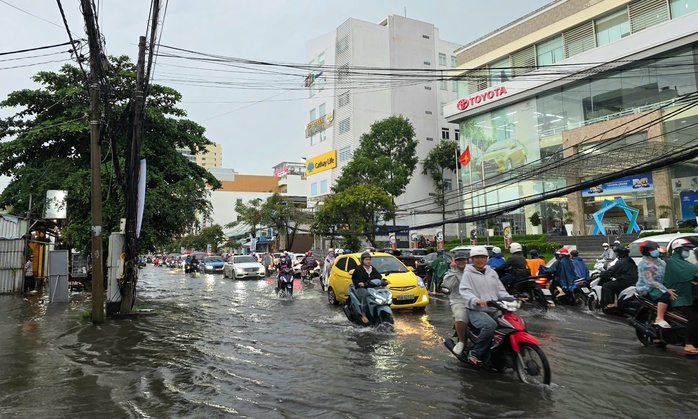 Nhiều sáng kiến chống ngập sau khi Chủ tịch UBND TP Cần Thơ "treo thưởng" 50 triệu đồng- Ảnh 1. Nhiều sáng kiến chống ngập sau khi Chủ tịch UBND TP Cần Thơ "treo thưởng" 50 triệu đồng- Ảnh 1.