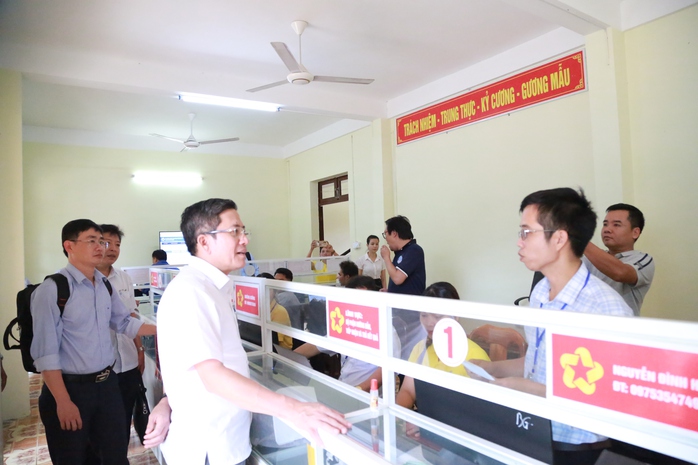 Lý do hồ sơ quá hạn tại Đà Nẵng: Hệ thống trục trặc và cán bộ làm việc muộn - Ảnh 3. Lý do hồ sơ quá hạn tại Đà Nẵng: Hệ thống trục trặc và cán bộ làm việc muộn - Ảnh 3.