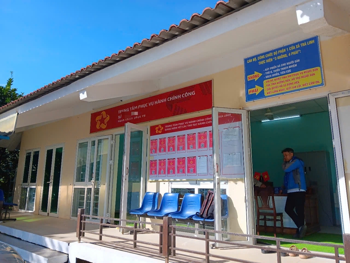 Lý do hồ sơ quá hạn tại Đà Nẵng: Hệ thống trục trặc và cán bộ làm việc muộn - Ảnh 1. Lý do hồ sơ quá hạn tại Đà Nẵng: Hệ thống trục trặc và cán bộ làm việc muộn - Ảnh 1.