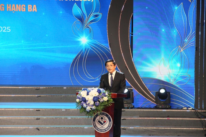 Bệnh viện Phụ sản Trung ương đón nhận Huân chương Lao động hạng Ba - Ảnh 2.