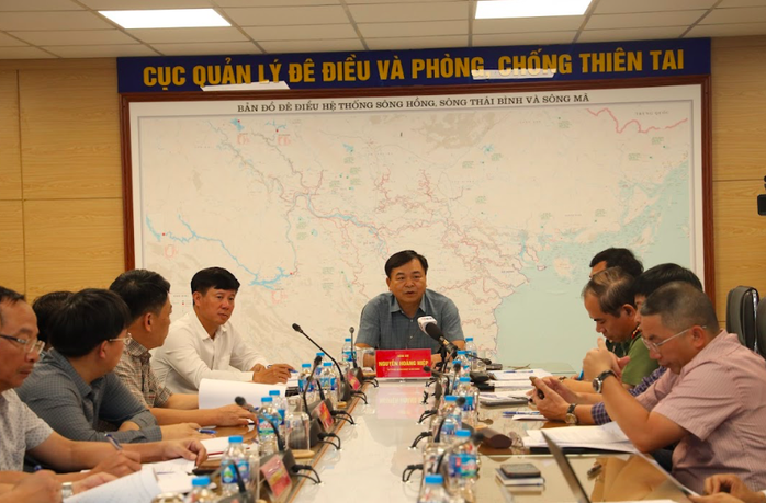 Bão Wipha có đường đi và hình dáng giống Yagi , cần chuẩn bị ứng phó - Ảnh 1.